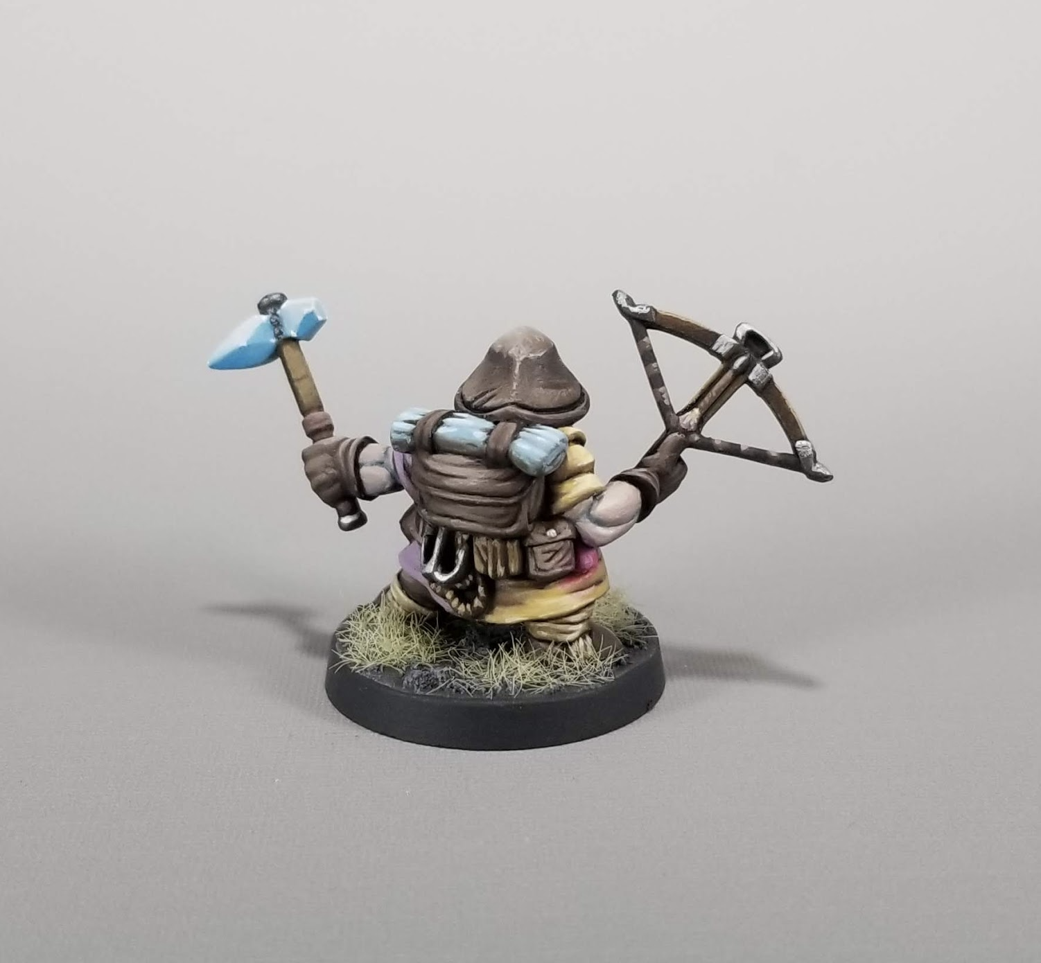 Moldorf Archaeologian with Neutral Character Card and Upgrade Card. Miniature Metal King Studio Exit 23 Games Moldorf Archaeologian with Neutral Character Card and Upgrade Card.